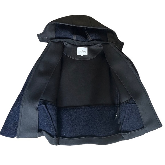 Color blocked Mixed Media Coat - Picture 7 of 10